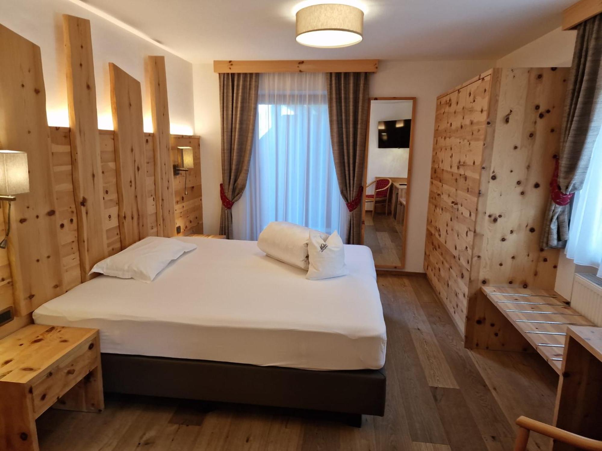 Hotel Muliac Selva di Val Gardena Extérieur photo